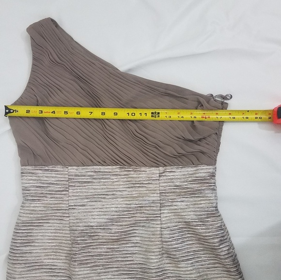 Eliza J Gold One Shoulder Dress Size 12 - Picture 4 of 8